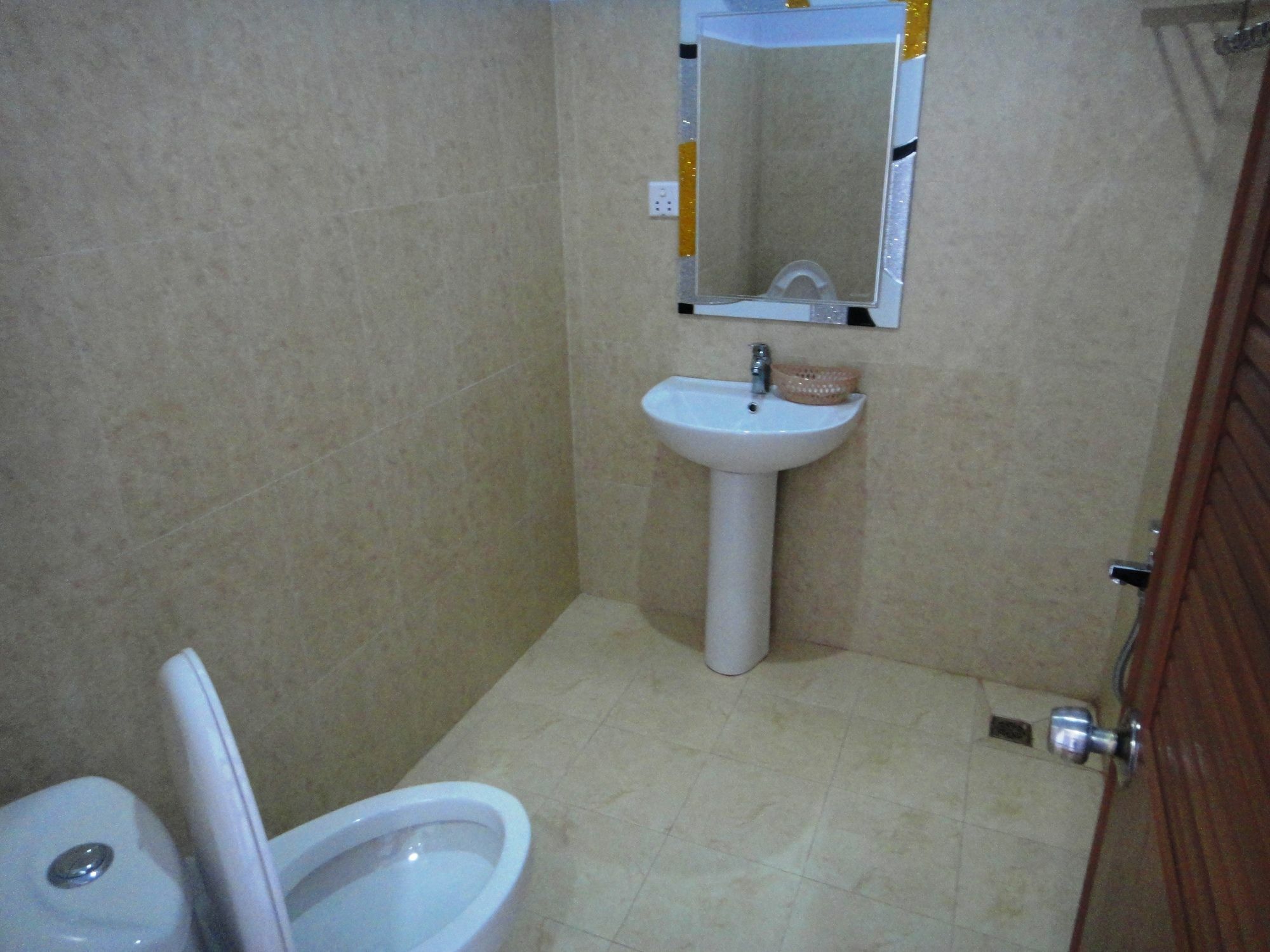 Sambo Leap Guesthouse Kâmpôt Zewnętrze zdjęcie